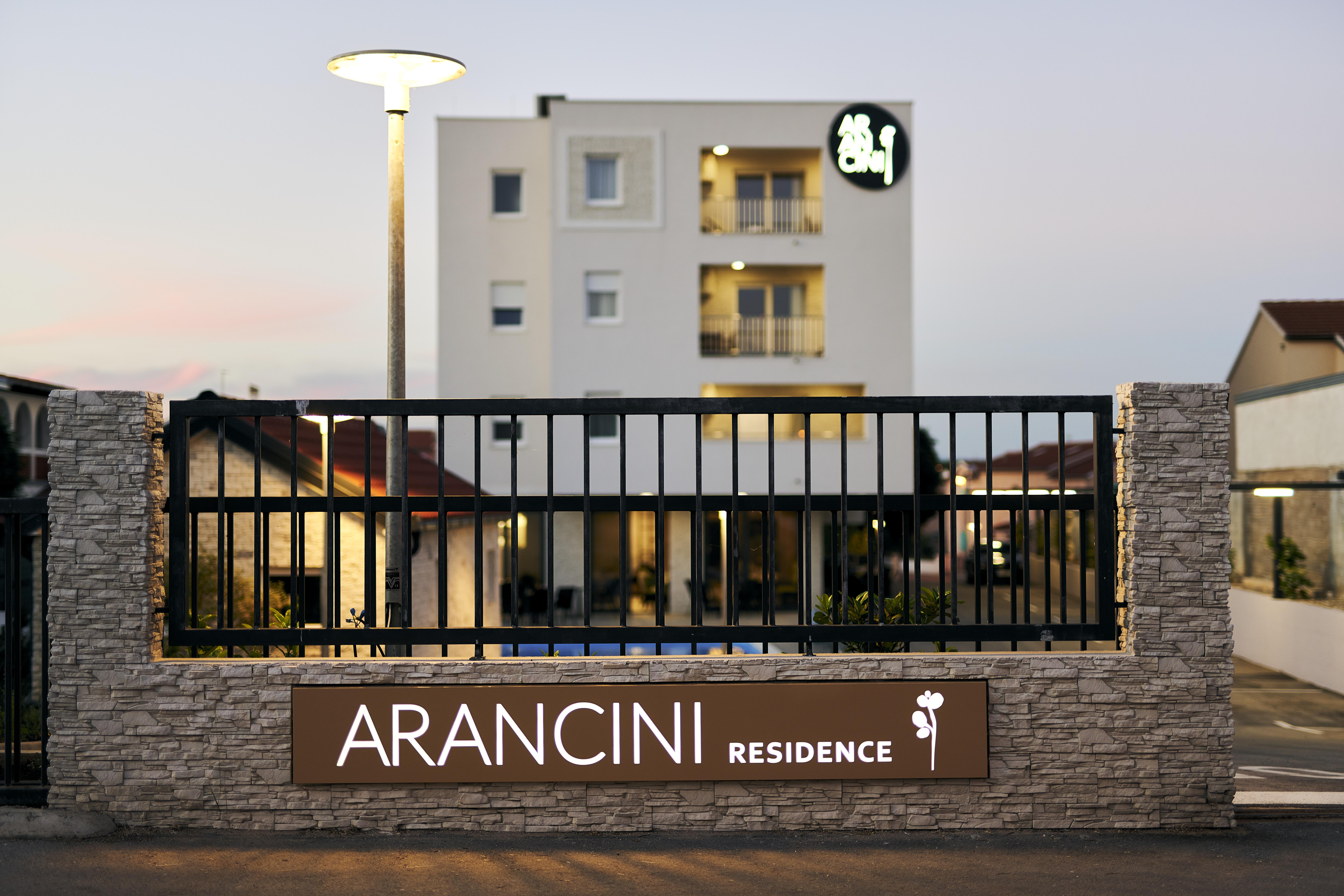 Arancini Residence Vodice Bagian luar foto